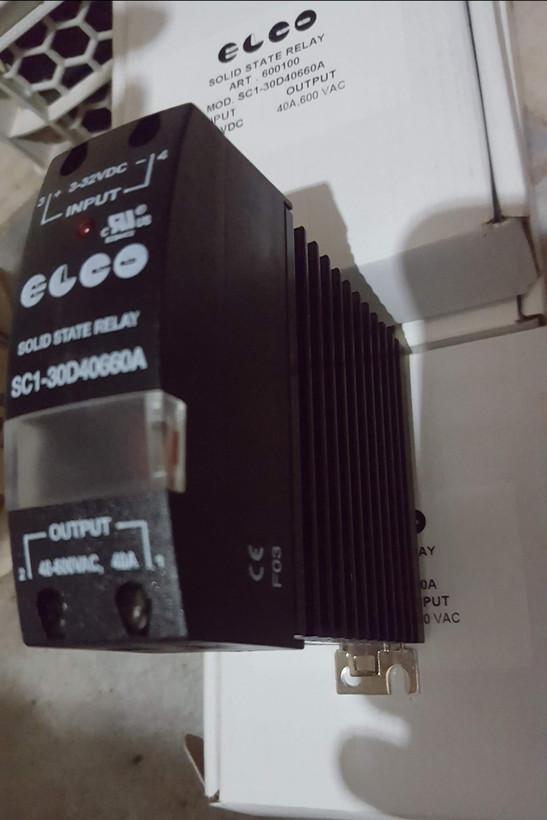 رله SSR هیدسینک دار الکو ۴۰آمپر مدل SC1-30D40660A