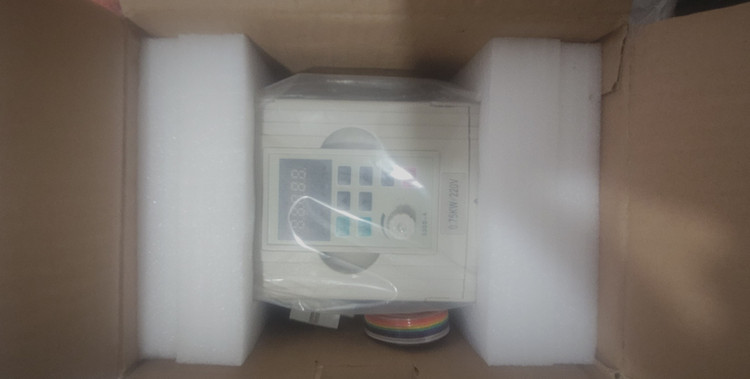 اینورتر ۰.۷۵ کیلووات تکنو TECHNO مدل TC100-00075S2